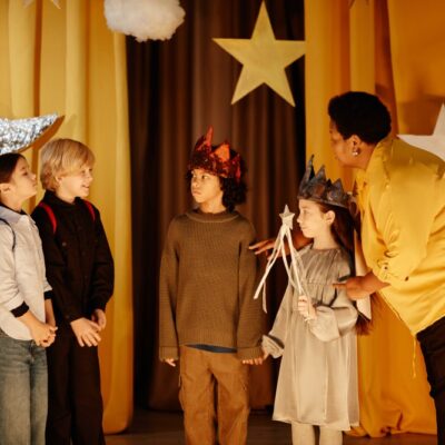 Cum combinăm eficient activitățile educative și recreative într-un program after-school